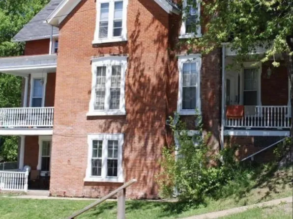 1871 N Main St APT 1, Dubuque, IA 52001