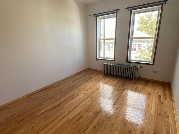 4th image of 164 28th Ave Floor 2