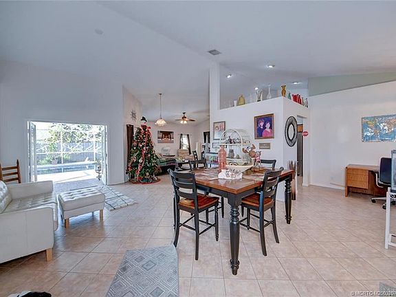 5th image of 2534 SW National Cir
