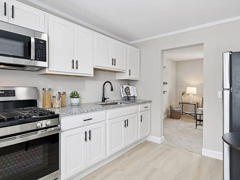 1st image of 772 Jackson St #1
