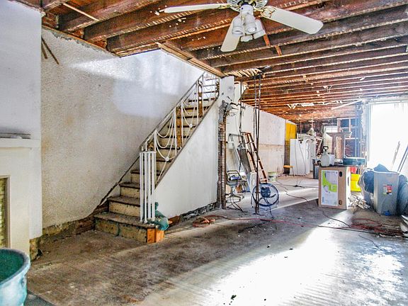 5th image of 6412 N 21st St