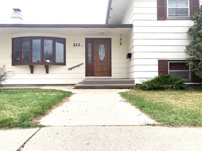 213 10th St W, Chinook, MT, 59523