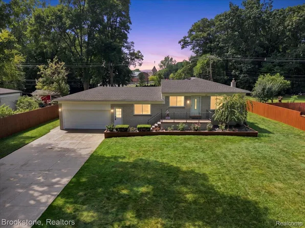 2494 Frankson Ave, Rochester Hills, MI 48307
