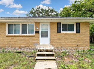 3426 SW 8th St, Des Moines, IA 50315