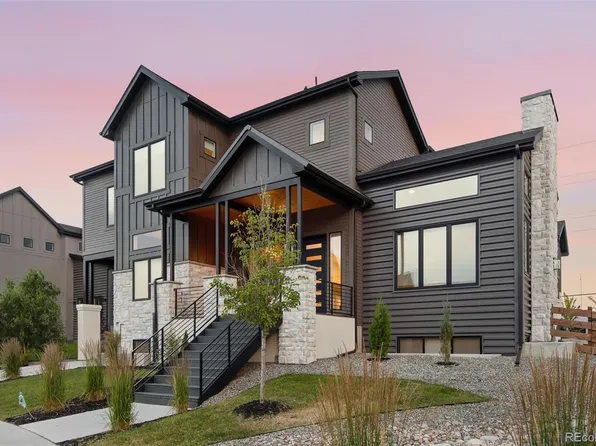 8230 W Tennessee Court, Lakewood, CO 80226