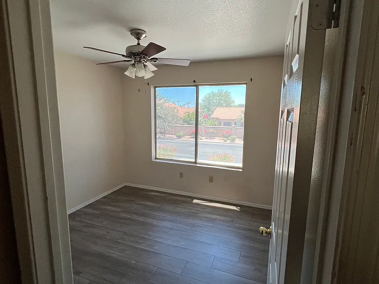 1087 W Sandy Banks — Photo 8