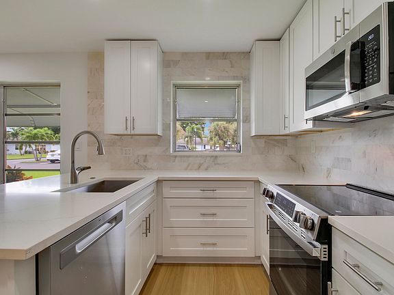 2nd image of 625 High Point Drive #C