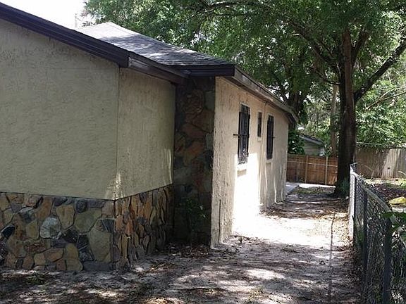 3rd image of 8507 N Arden Ave