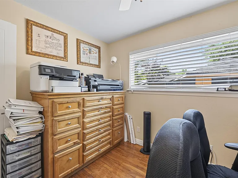 11230 Huggins Dr — Photo 36