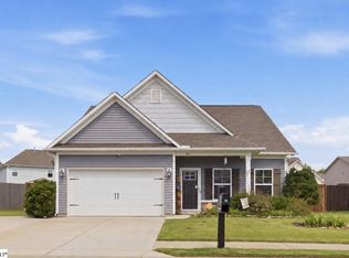 102 Dunsborough Dr, Simpsonville, SC 29680