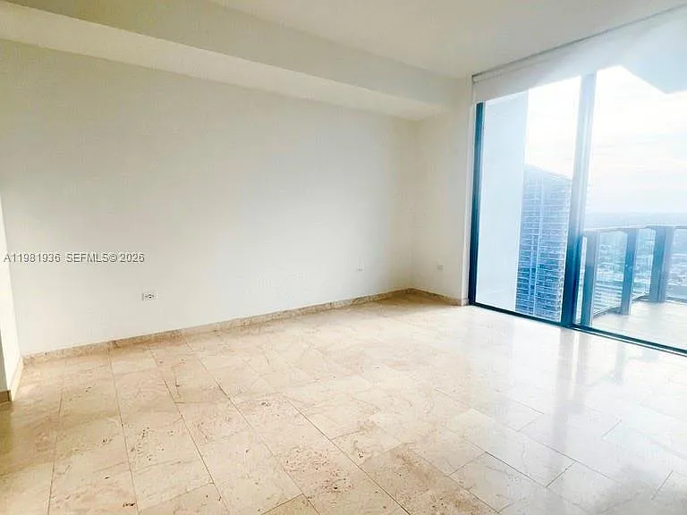68 SE 6th #3510 — Photo 28