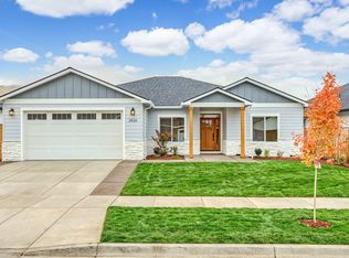 2826 Caldera Ln, Medford, OR 97504
