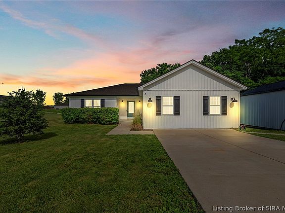 2nd image of 8303 Zachary Drive