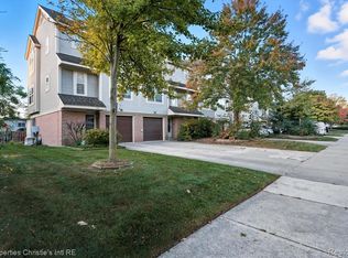 483 W Lincoln Ave, Madison Heights, MI 48071