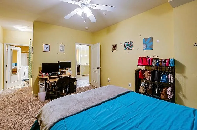24701 Byrne Meadow Sq #108 — Photo 23