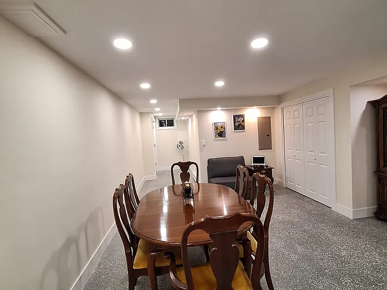 Kendall Ln — Photo 12