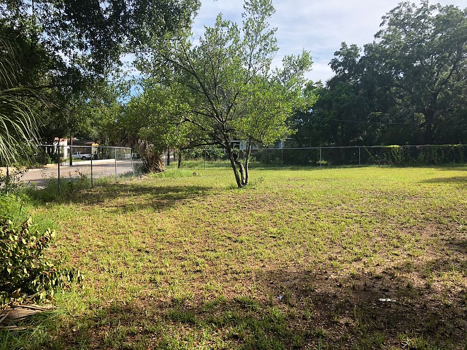 Looking towards North Blvd.