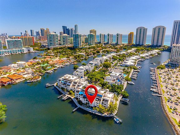 4th image of 442 Poinciana Dr #1614