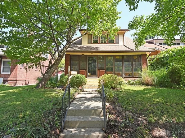 742 Greenlawn Ave, Dayton, OH 45403