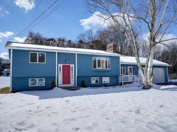36 Richardson Rd, Hudson, MA 01749