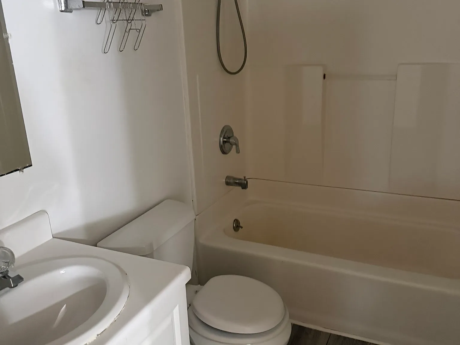 1 bed, $2,500 — Photo 4