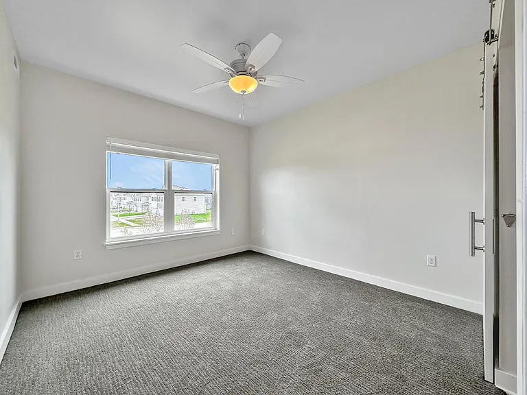 Stratford Pointe — Photo 118
