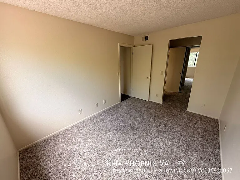 Parkside Apartments — Photo 111