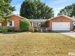 2608 Cardifs Ave, Springfield, IL 62704