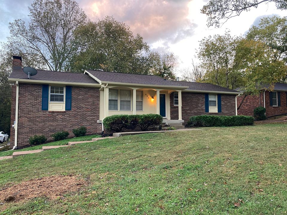1st image of 623 Harpeth Bend Dr