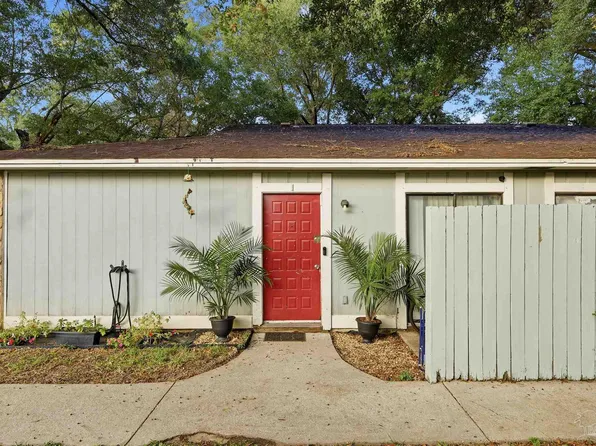 6832 Tiki Ln, Pensacola, FL 32503