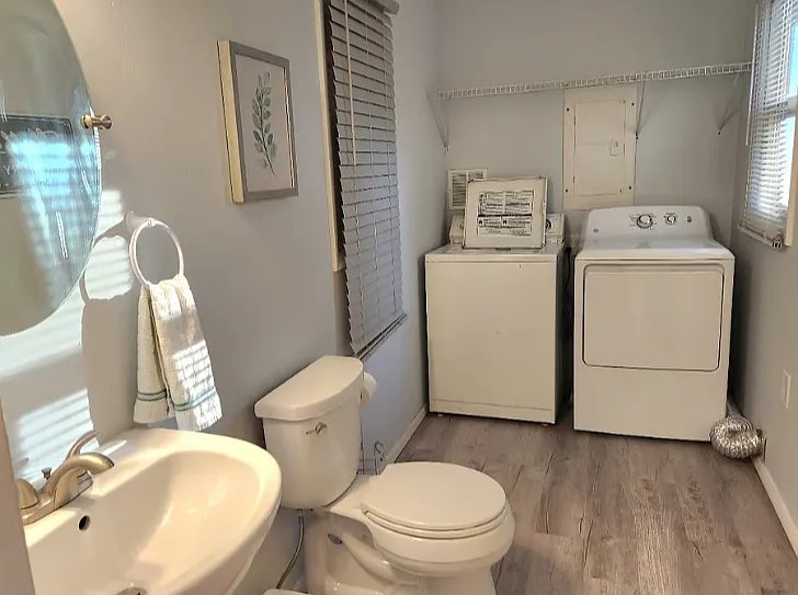 241 Lisa Ln — Photo 15