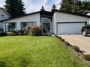 115 Whiteswan Dr, Saskatoon, SK S7K4M5