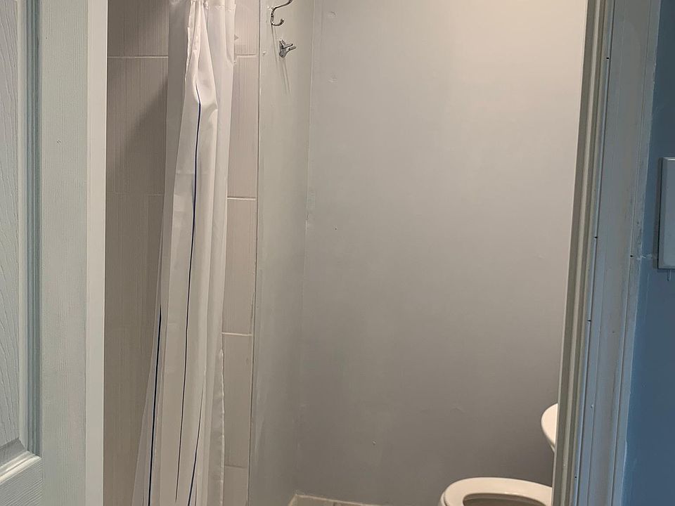 1st image of 4239 Samson St #2