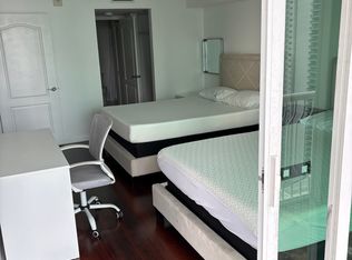 1200 Brickell Bay Dr APT 4021, Miami, FL 33131