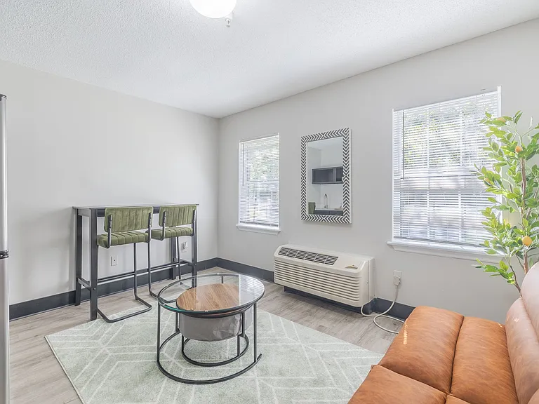 Vivo Living Summerville — Photo 16