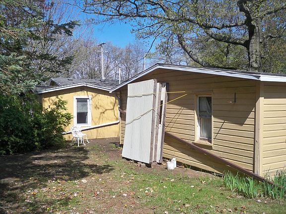 3rd image of 7049 W Illinois St