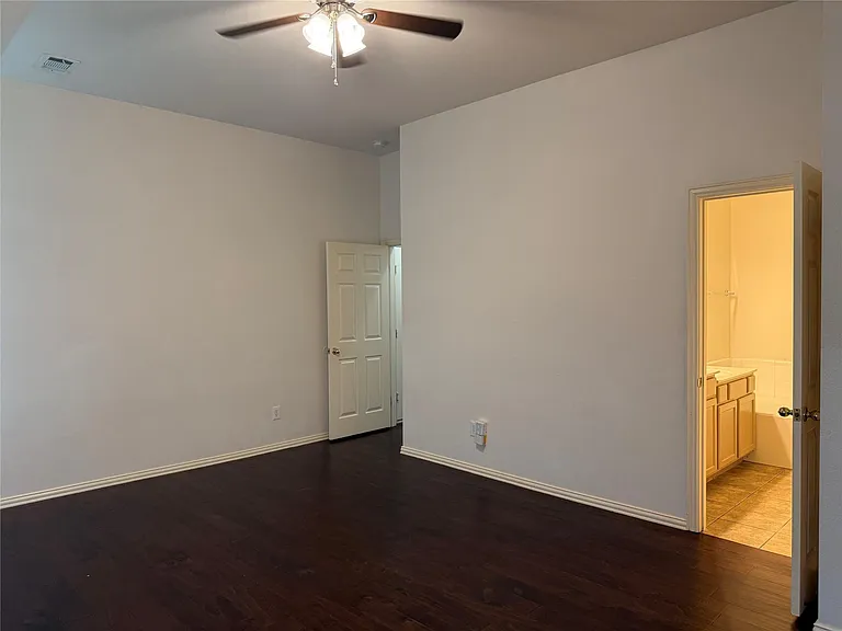 13401 Roadster Dr — Photo 10