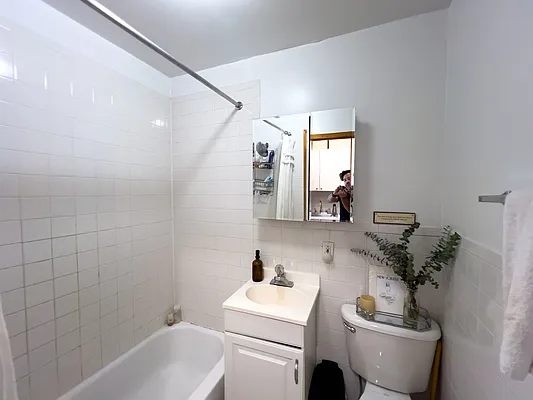 Rented by Denise Rosenblum, LREB | media 16