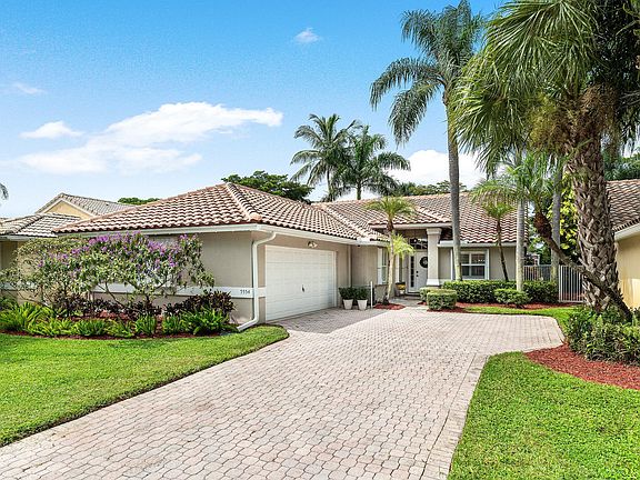 3rd image of 5554 GRANDE PALM Circle