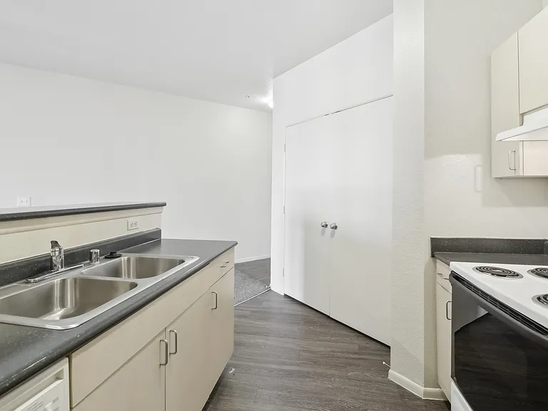 Uptown Square Apartment Homes — Photo 41