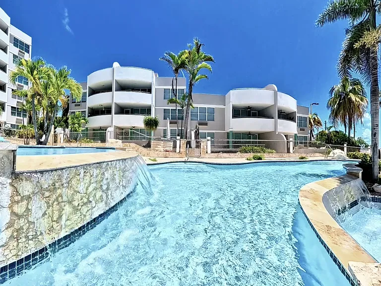 Building B Condominio Vistas De La Bahia #Apt. B-401 — Photo 23