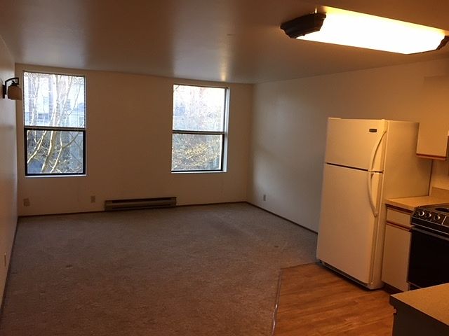 1st image of 1215 Seneca St #503