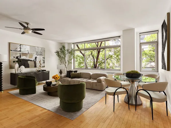 99 Jane St APT 2J, New York, NY 10014