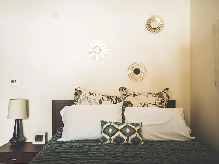 601 S Crouse Ave #908 — Photo 5