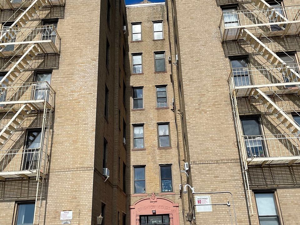 1st image of 313 Brightwater Ct APT 1K