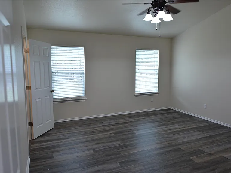 1303 Horseshoe Ranch Dr — Photo 12