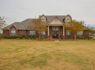 104 Bienville Dr, Bossier City, LA 71111
