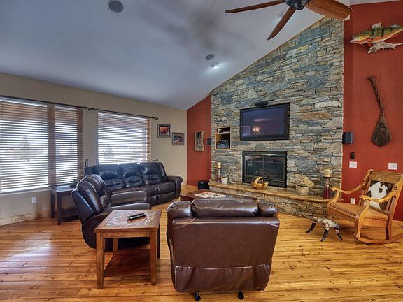 6100 Stone Trail (58)