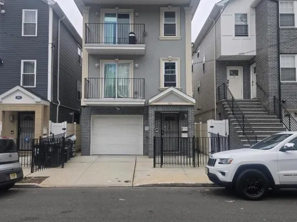 919 S 18th ST, Newark City, NJ 07108