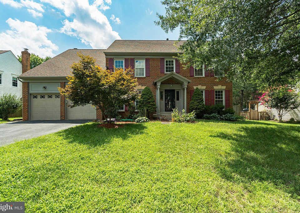 1st image of 13952 Valley Country Dr